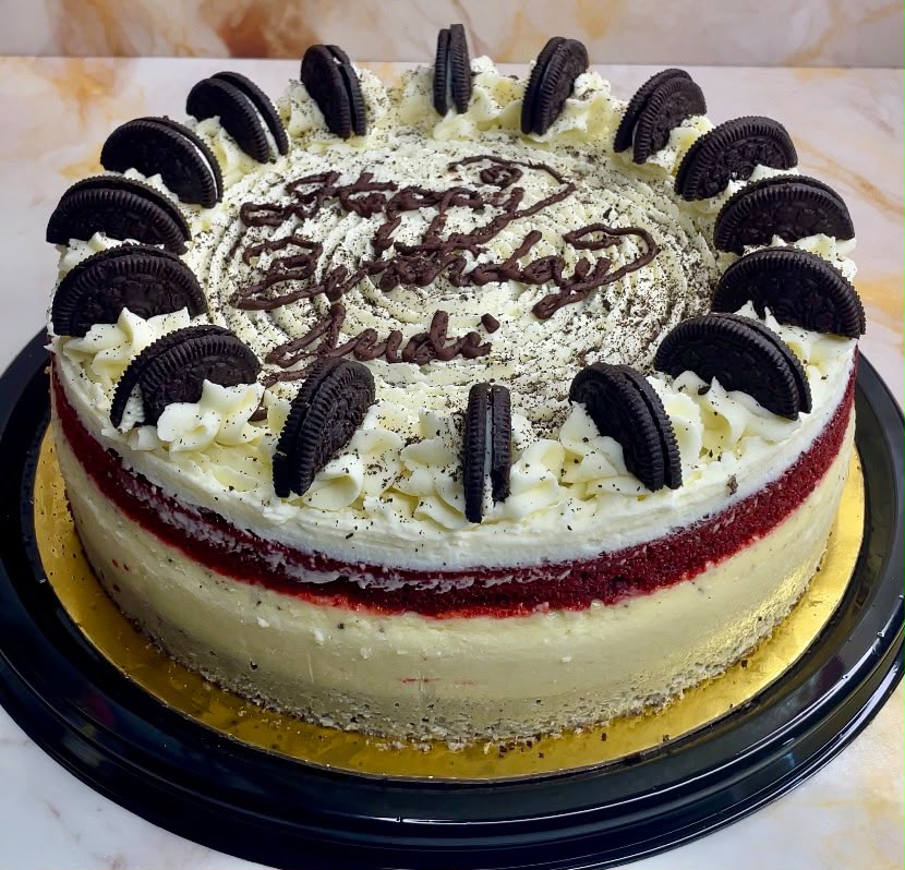 Velvet Crunch Cheesecake